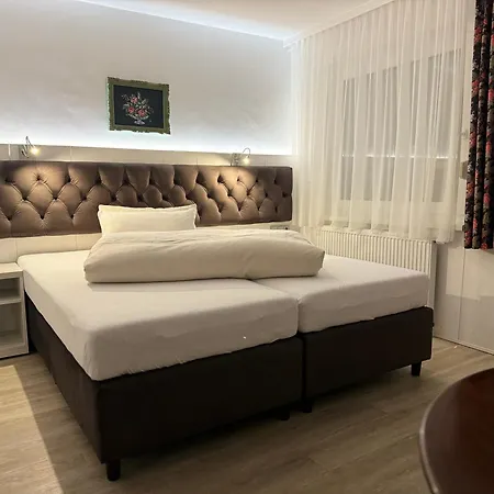 Haase Hotel 3*