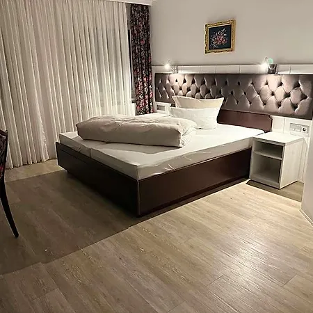 Ξενοδοχείο Haase 3*